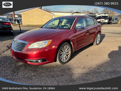 Used 2012 Chrysler 200 Limited image 1