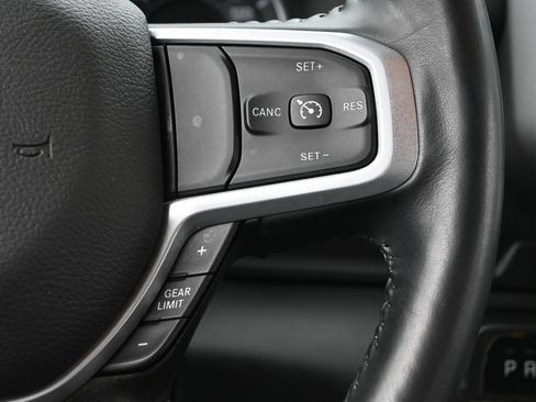 Used 2022 RAM 1500 Big Horn AWD/4WD image 29
