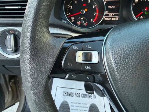 Used 2016 Volkswagen Passat 1.8T S image 32