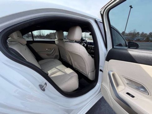 Used 2020 Mercedes-Benz A 220 A 220 4MATIC AWD 4dr Sedan image 14