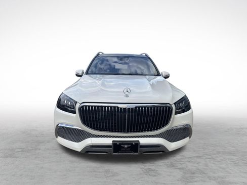 Used 2023 Mercedes-Benz Maybach GLS 600 4MATIC image 7