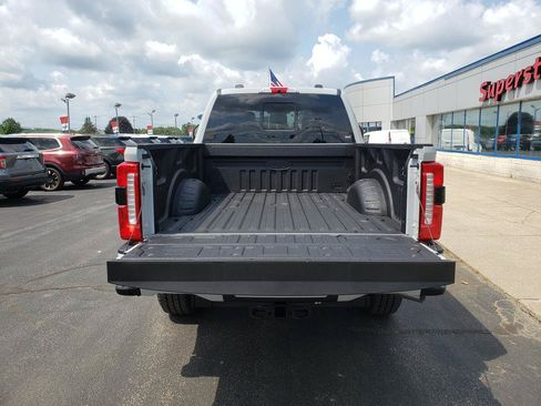 New 2026 Ford F250 Lariat w/ Black Appearance Package AWD/4WD image 2