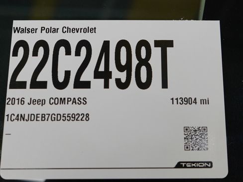 Used 2016 Jeep Compass High Altitude AWD/4WD image 32