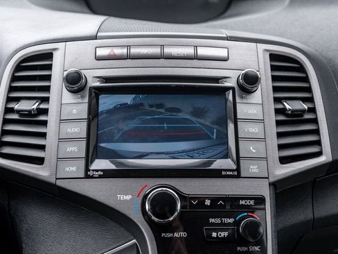 Used 2015 Toyota Venza XLE AWD/4WD image 31