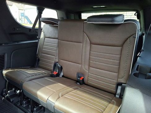 New 2026 GMC Yukon XL Denali Ultimate w/ LPO, Floor Liner Package image 11