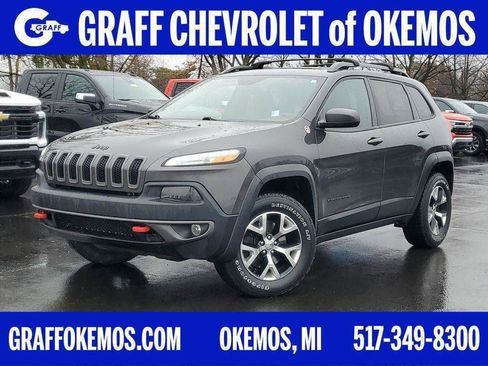 Used 2016 Jeep Cherokee Trailhawk w/ Comfort/Convenience Group AWD/4WD image 1