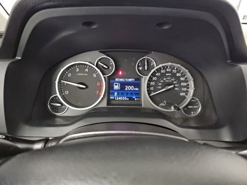 Used 2015 Toyota Tundra SR5 image 21