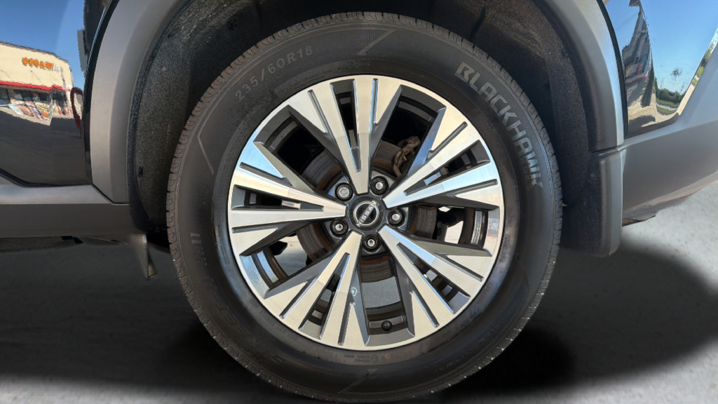 Certified 2023 Nissan Rogue SV w/ SV Premium B Package AWD/4WD image 27
