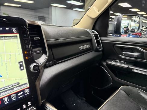 Used 2021 RAM 1500 Laramie AWD/4WD image 27