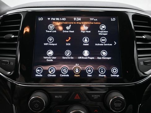Used 2020 Jeep Grand Cherokee Altitude AWD/4WD image 16