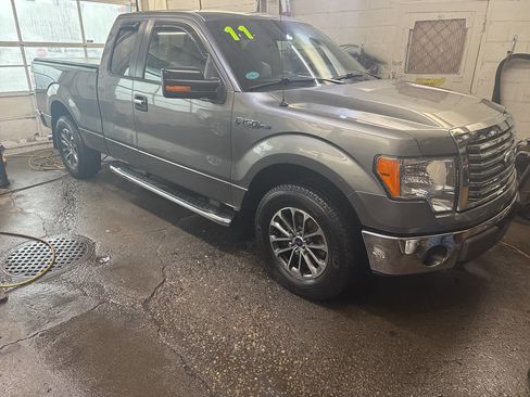 Used 2011 Ford F150 XLT w/ XLT Chrome Pkg image 1