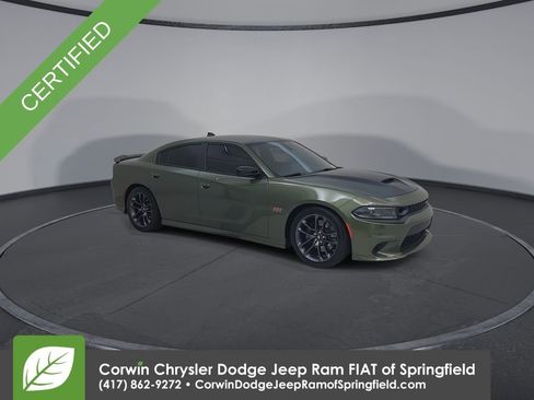 Used 2023 Dodge Charger Scat Pack w/ Plus Group RWD image 2