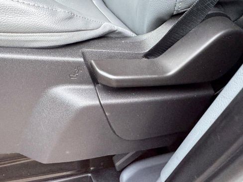 Used 2018 Ford Transit 350 XL image 17