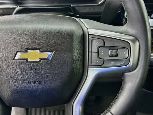 Used 2023 Chevrolet Silverado 1500 LT AWD/4WD image 21