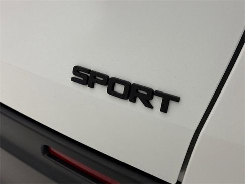 Certified 2026 Honda HR-V Sport image 11