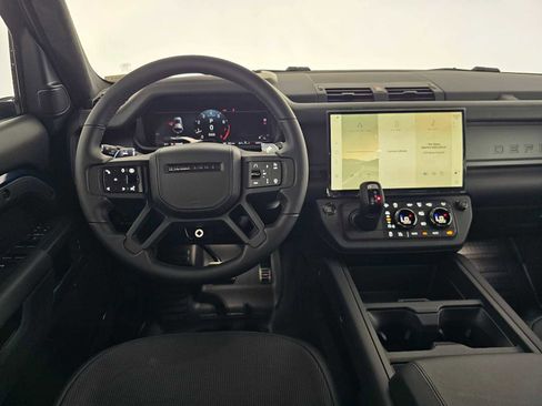 New 2026 Land Rover Defender 110 OCTA image 19