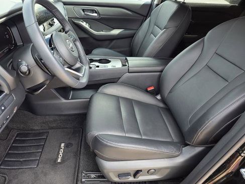 Certified 2024 Nissan Rogue SL w/ SL Premium Package FWD image 14
