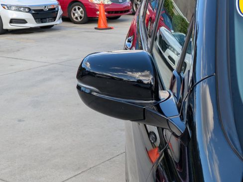 Used 2018 Honda Pilot Elite image 8