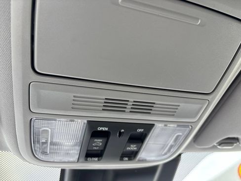 Used 2020 Honda Odyssey EX-L image 31