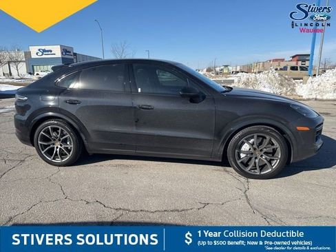Used 2021 Porsche Cayenne Turbo image 4