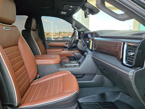 Used 2024 GMC Sierra 2500 Denali Ultimate image 24