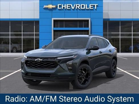 New 2026 Chevrolet Trax LT w/ Driver Confidence Package FWD image 6