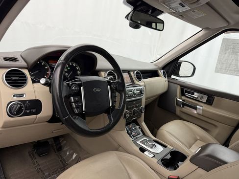 Used 2016 Land Rover LR4 HSE LUX AWD/4WD image 7