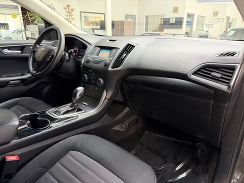 Used 2017 Ford Edge SE AWD/4WD image 19