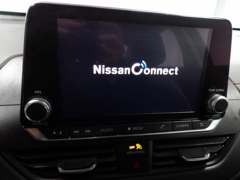 Used 2022 Nissan Altima 2.5 SR AWD/4WD image 8