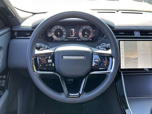 New 2026 Land Rover Range Rover Velar Dynamic SE image 24