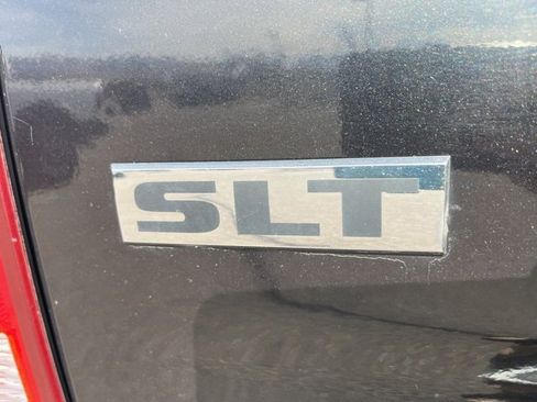 Used 2011 RAM 2500 SLT image 11