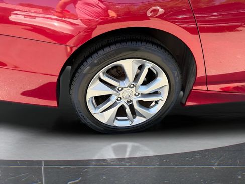 Used 2019 Honda Accord LX image 13