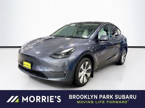 Used 2023 Tesla Model Y Long Range image 1