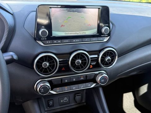 Used 2025 Nissan Sentra S FWD image 18