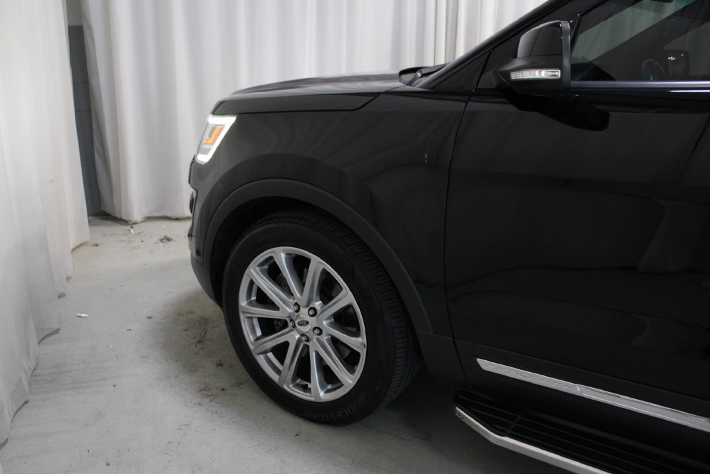 Used 2016 Ford Explorer Limited w/ Equipment Group 301A FWD image 37