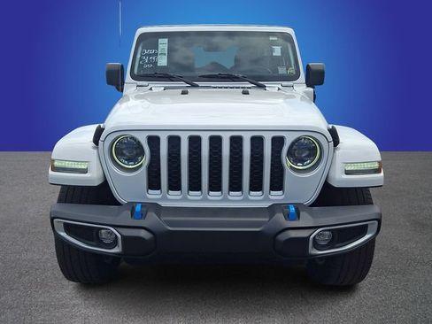 Used 2023 Jeep Wrangler Unlimited Sahara w/ Cold Weather Group AWD/4WD image 2