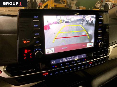 Certified 2022 Toyota Sienna Limited image 26