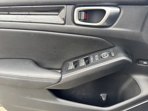 Used 2024 Honda Civic Touring image 21