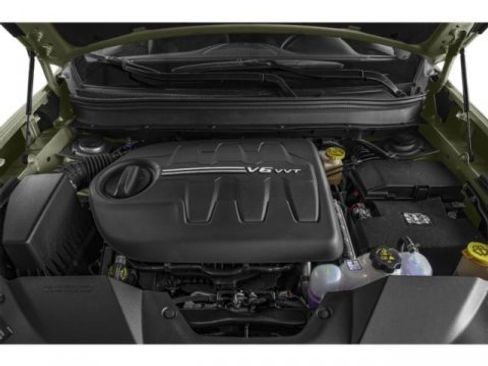 Used 2020 Jeep Cherokee Latitude image 16