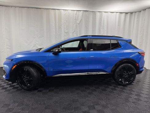 Used 2025 Chevrolet Equinox EV RS image 4