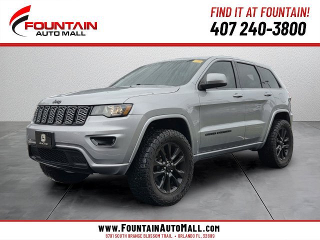 Used 2017 Jeep Grand Cherokee Altitude AWD/4WD image 1