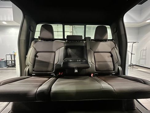 Used 2024 GMC Sierra 2500 Denali w/ Denali Reserve Package AWD/4WD image 27