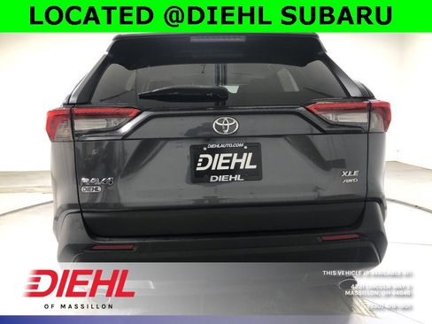 Used 2022 Toyota RAV4 XLE w/ Convenience Package image 6