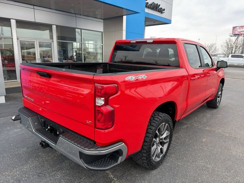 Used 2020 Chevrolet Silverado 1500 LT image 2