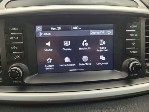 Used 2019 Kia Sorento FWD V6 image 25