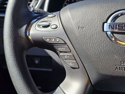Used 2021 Nissan Murano S AWD/4WD image 32