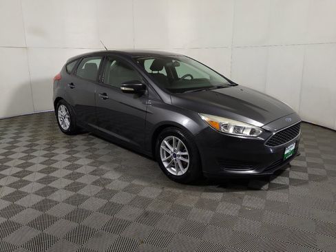 Used 2017 Ford Focus SE FWD image 13