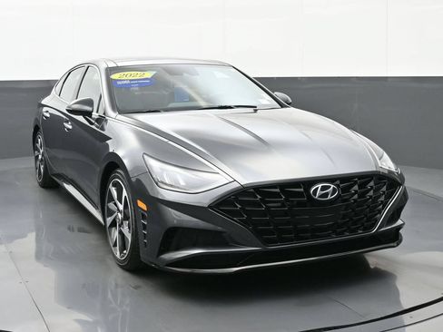 Certified 2022 Hyundai Sonata SEL Plus FWD image 9