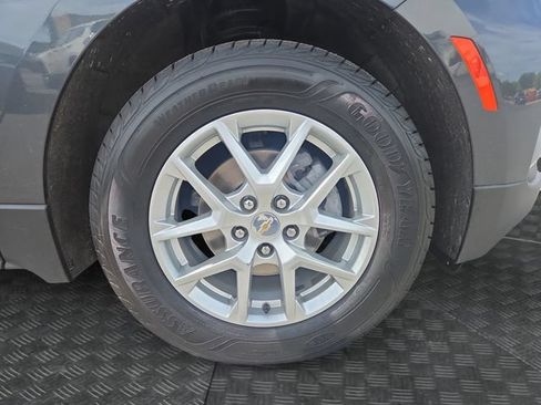 Used 2023 Chevrolet Equinox LT AWD/4WD image 35