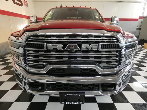 New 2026 RAM 2500 Limited AWD/4WD image 4